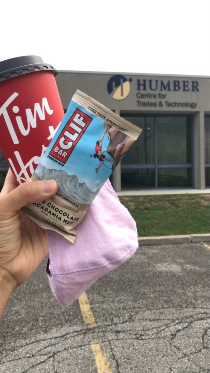 HumberRetail's tweet photo. Don't forget all of your essentials when you go to class! Mask ✔️ Snack ✔️ Coffee ✔️
.
.
.
#DiningPlan #Snacks #Coffee #Classes #Delicious #BreakTime https://t.co/tNZ3PB8Kd1