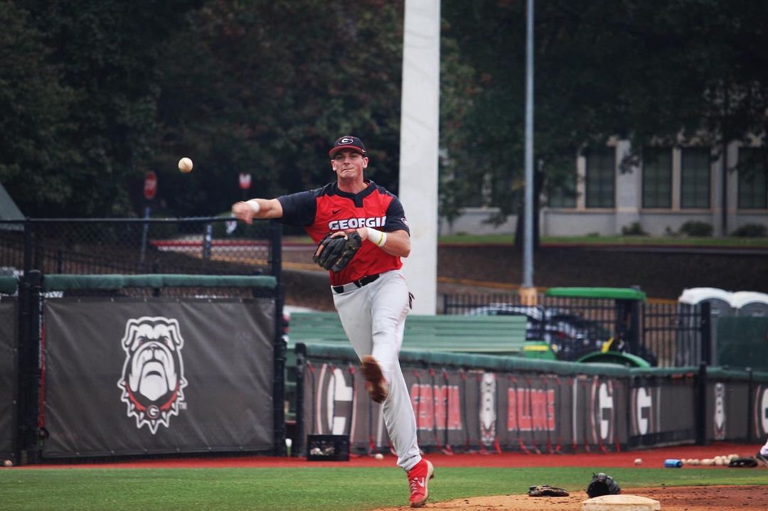 “It’s just big-time power, <a href="/GarrettBlaylock/">Garrett Blaylock</a> can hit the ball to the opposite field, he’s got all the tools to be a plus defender at third base — the arm strength, the hands, the feet. It’s all there."

<a href="/BaseballUGA/">Georgia Baseball</a> Fall Report: d1ba.se/3nOHqdJ