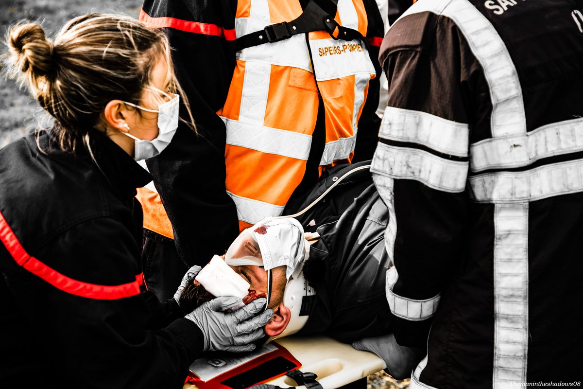 sdis08's tweet photo. Les accidents de la circulation représentent 6 % des interventions des sapeurs-pompiers. Ici, les #SP s'entrainent lors de la Formation de Maintien et de Perfectionnement des Acquis #FMPA. #SecoursRoutier. #AVP #Ardennes #AuvillersLesForges #SignyLePetit https://t.co/zdrHyMXNjQ
