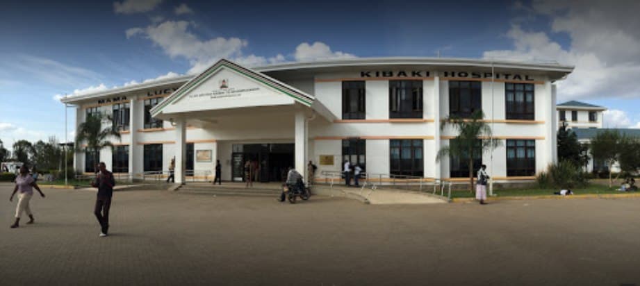 EddieMors1's tweet photo. The media in Kenya has been quite instrumental in helping reveal some scandals in the country that've influenced our lives in one way/the other.Without the media we couldnt have known abt child trafficking at Mama Lucy #covidmillionares
#RedAlert #WhiteAlert #KenyaAirwaysScandal https://t.co/lyYjmWHyZx
