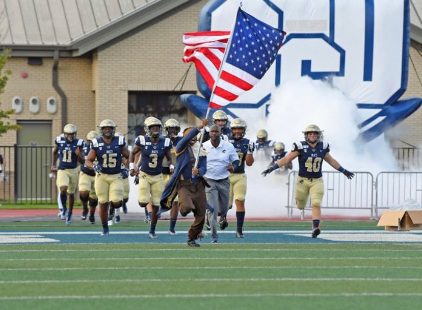 After a great conversation with <a href="/coachdpadilla/">David Padilla</a> and @kylereighard95  I have received an offer from @CSUFB!!! #BORN2SA1L <a href="/autrydenson/">autry denson</a> <a href="/RHHSFootball/">Richmond Hill FB</a> <a href="/OneOnOneCoastal/">Coastal Elite #T4P</a> <a href="/OneOnOneKicking/">OneOnOne Kicking Camps🏈</a> <a href="/PatrickMeans19/">Patrick Means</a> @NKR_Camps <a href="/Chris_Sailer/">Chris Sailer Kicking</a> <a href="/BFentress/">Brad Fentress</a> <a href="/_Mike_McCabe/">Coach Mike McCabe</a> <a href="/MattLeZotte/">Matt LeZotte</a> <a href="/TeamJacksonKick/">Brian Jackson</a>
