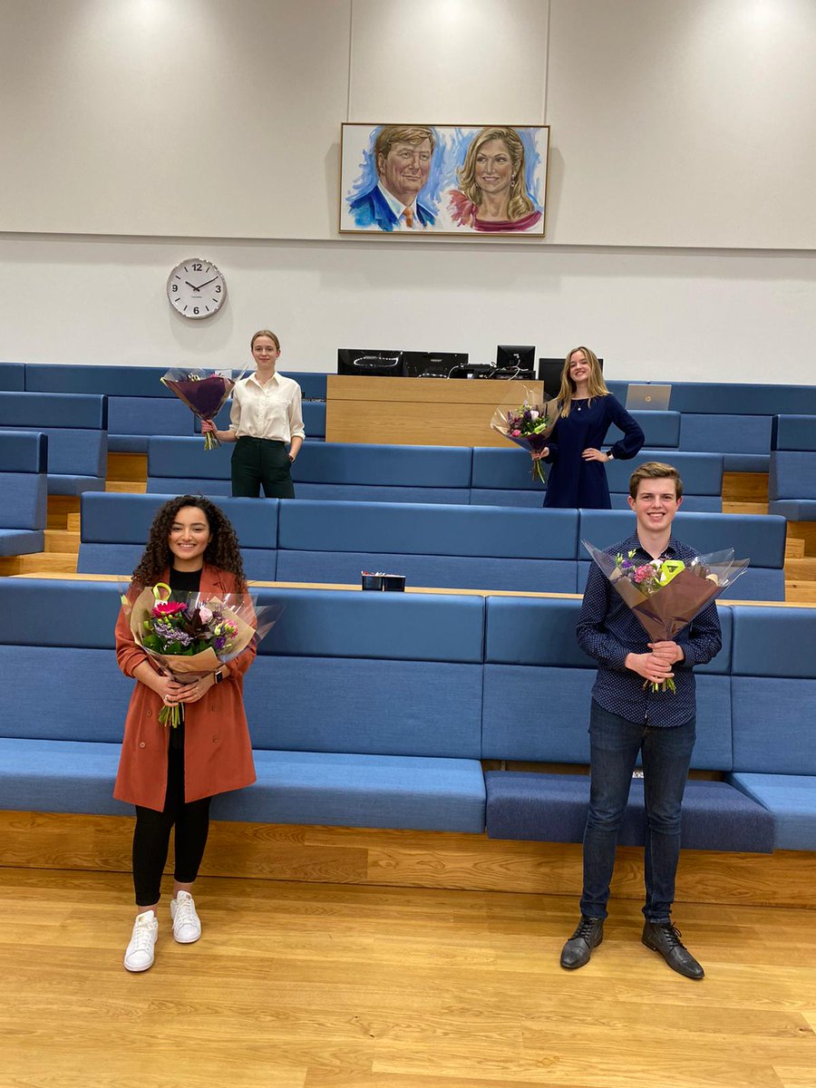 Het nieuwe bestuur van de <a href="/JongerenraadW/">Jongerenraad Westland</a>! Voorzitter: Emma Boellaard, vicevoorzitter: Lotte Prins, secretaris: Rens van der Kaaij, penningmeester: Merve Kurul en AC-coördinator: Shannon Gregoire. #wldebat #westland <a href="/GemWestland/">Gemeente Westland</a>