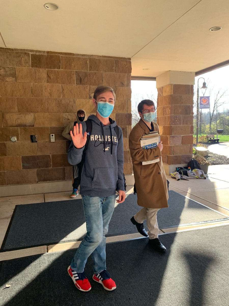 TheISIND's tweet photo. 👋🤚👋👋🤚👋

While our ISI community will be in different places for the next couple of months as we switch to Scenario Two: Hybrid Learning Status, one thing is for sure. We will always &amp; forever be #OneISI. 💙🧡 https://t.co/E9v1l3ZNTD