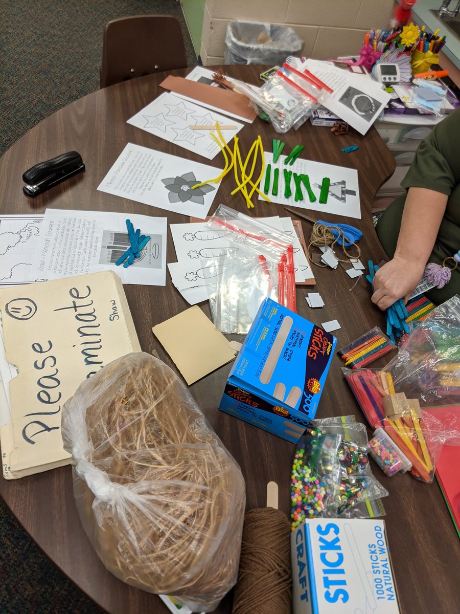 Megan Hanes tweet media