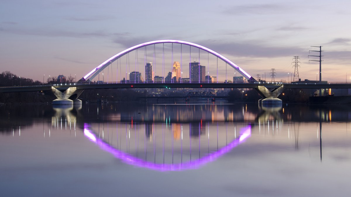 Tonight, the Lowry Bridge and landmarks across the state shine purple to honor those we’ve lost to COVID-19.

This moment of unity is for the more than 3,000 Minnesotans who have died and for the frontline workers fighting the pandemic. #MNtogether