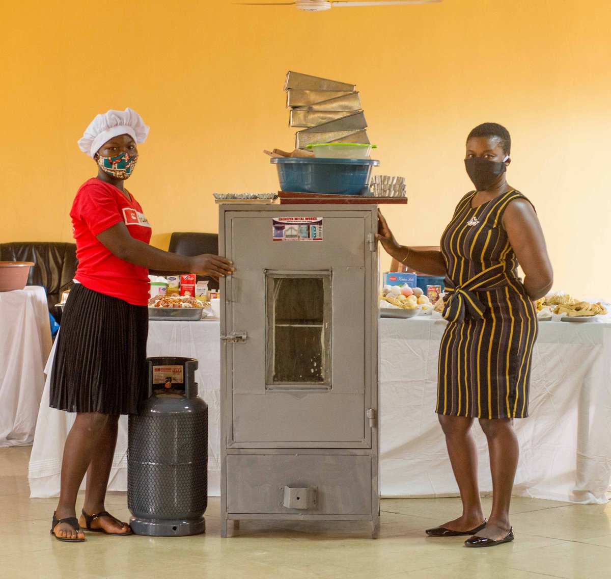 llysa200's tweet photo. We are committed to leaving no girl behind because we know the ripple effect of an educated and empowered young woman.

Under the @youngafricawks strategy in #ghana, we are able to change the narrative. #womenleadingforjobsingh #sustainablelivelihoods #jobcreation https://t.co/C9o2uqpD5V