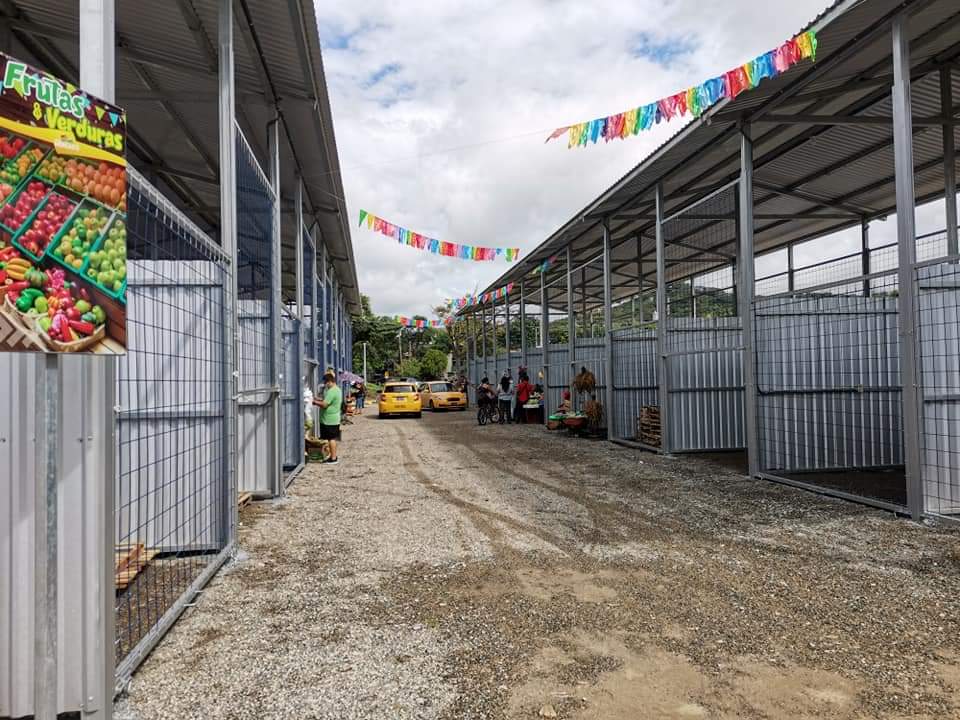 RigoPinto1's tweet photo. El Automercado Municipal ya está atendiendo a los habitantes.
Invito a la población, a sumarse a este proyecto.
Nuestro municipio crecerá, si movemos la economía dentro de lo local. https://t.co/FWIdFb3mNY