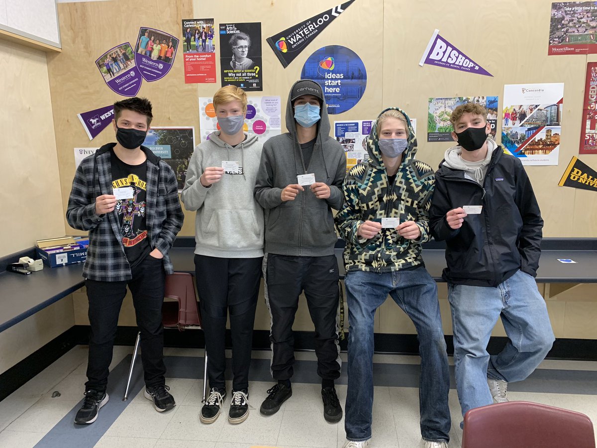 SD61Careers's tweet photo. Congratulations to the talented @vichighsd61 #AutoBody Career Pathway students on receiving their @ita_bc cards! Through our partnership with @VccAutobody, these @sd61schools students are getting their Level 1 training while still in high school! #sd61learn @RGPopow @ita_youth https://t.co/mAVyzSbrTb