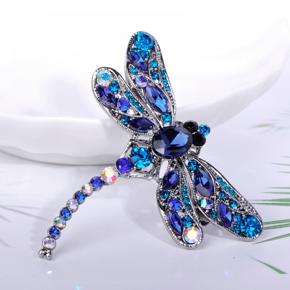 #alžbeta #anglická #brosna #kráľovná #kryštálová #mala #vážka Malá brošňa VÁŽKA 6farieb https://t.co/U8h7c95r2a https://t.co/Lov3irycCS