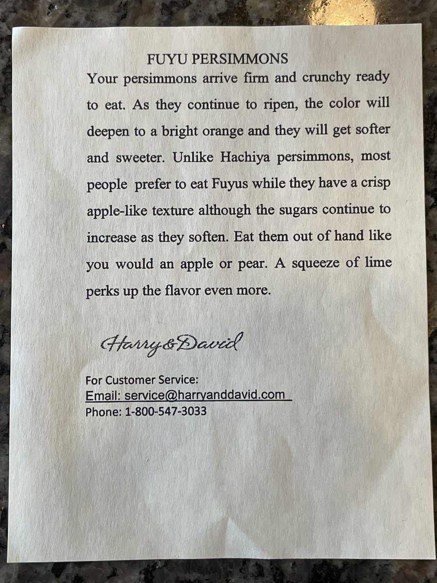 bcvarn's tweet image. . @gruber I know this will be right up your alley. Check out this typographical disaster that came with our Harry &amp;amp; David order. 3 different fonts, it’s not aligned properly. Not even printed on card stock…