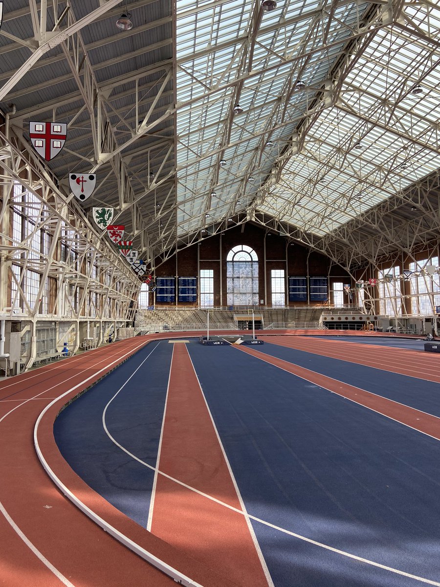 CoachShoe_'s tweet photo. Last day in the Cage for awhile. Going to miss the smell of the track that hits you when you walk in the door, the hum of the old heat blowers, but most of all, the athletes of @YaleTF_XC, who bring their energy to the building every day.  #tYf #ThisIsYale https://t.co/NexoMfRxOY