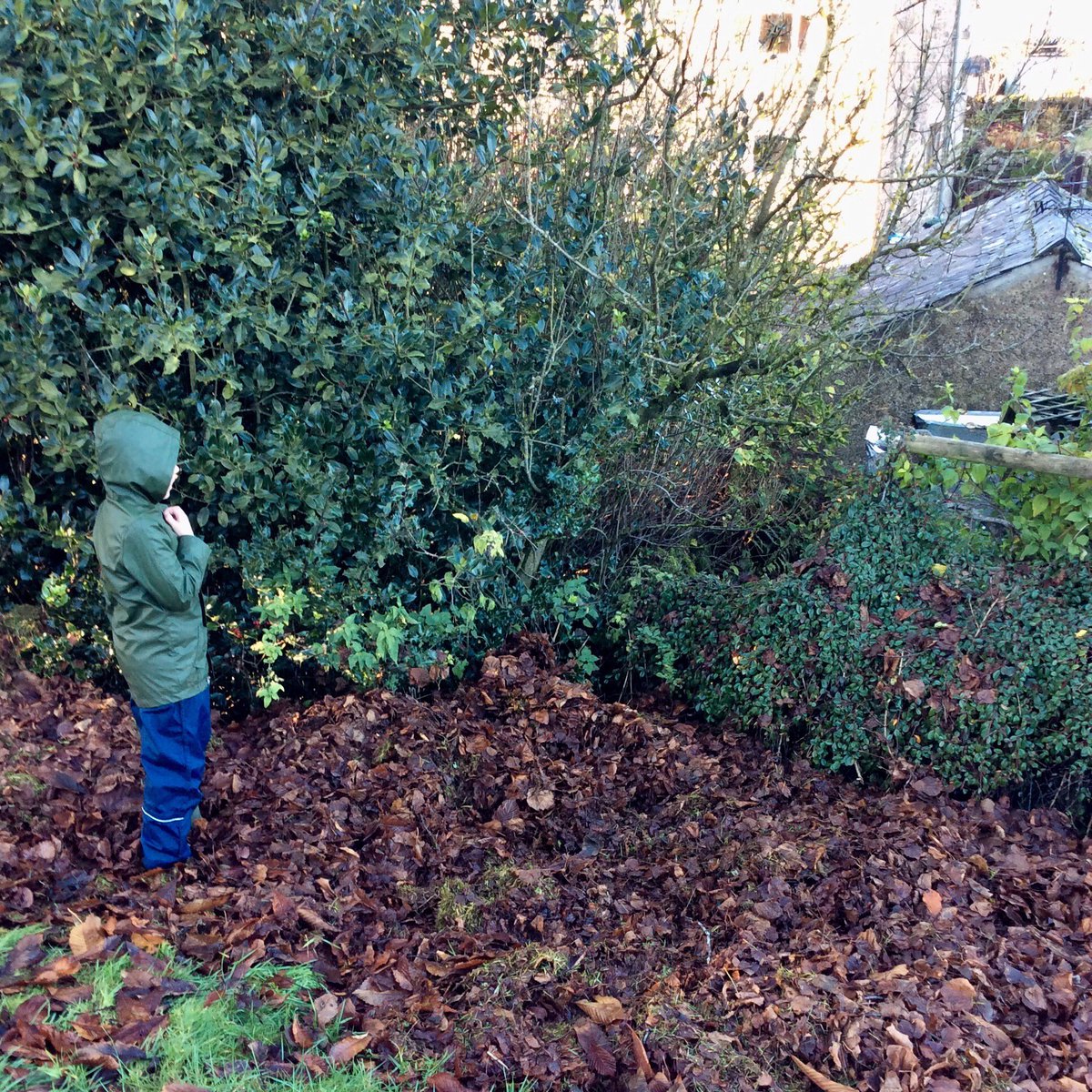 elton_school's tweet photo. ‘Outtakes’ from our #forestschool session.😁🙃😀
Can you spot our hidden child? 🤔.....😲.....😃
#hideandseek #outdoorfun #makinglearningfun #makinglessonsfun #peakdistrict #Derbyshire #derbyshiredales  #matlock https://t.co/TjC57Y10DZ