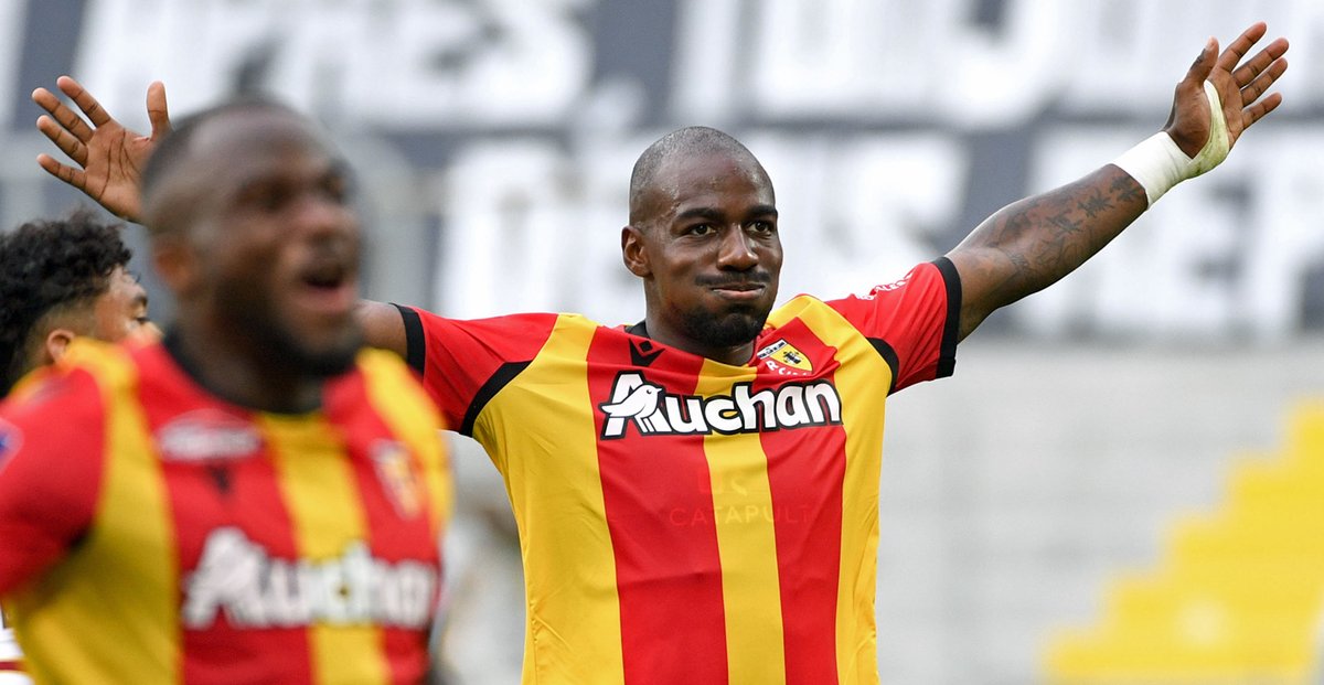 7. Gaël Kakuta, footballeur congolais. Lens. 9 sélections. 1 Premier League.Pépite, globe-trotteur, puis de retour au bercail : Lens, Chelsea, Fulham, Bolton, Dijon, Arnhem, Lazio, Vallecano, Séville, Hebei China Fortune, La Corogne, Amiens, Vallecano, Amiens, Lens.