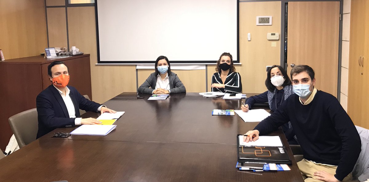 Assessorant al Ajuntament d’@algemesi_net sobre la creació de la #EGM al parc empresarial XARA amb la col.laboració d’<a href="/GVAivace/">IVACE+i</a> <a href="/martatrenzano/">Marta Trenzano</a> <a href="/PalmaEgido/">Palma Egido</a> <a href="/EmpalAlgemesi/">EMPAL</a> <a href="/marianoclemcor/">Mariano Clemente</a> <a href="/AlexRicky9/">Àlex</a> @Rafa_Climentg <a href="/Julia_company/">Julia Company</a> @RebecaOntinyent <a href="/emparmbonafe/">EMPAR MTNEZ. BONAFÉ</a> @Aembe11 <a href="/CarmenSorio/">Carmen</a>