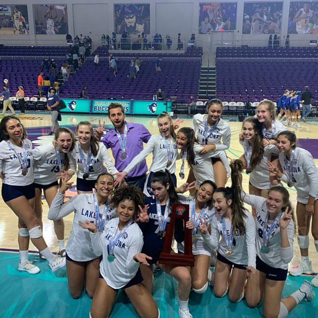IsabellaRujano's tweet photo. It has been a journey, one that I will never forget. I am so proud of all of my teammates for making it as far as we did. 2nd in state 7a not too shabby. Senior szn here I come. https://t.co/WUhikJ8q2z