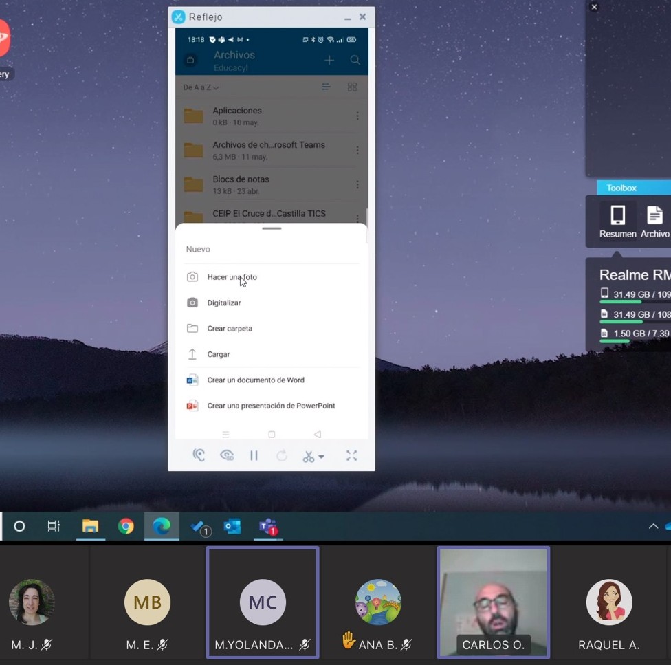 Con el fin de facilitar el intercambio de documentos colaborativos con el alumnado, el profesorado del CEIP El Cruce de Castilla de Venta de Baños se está formando en One Drive con Carlos Oliveros. 

#innovaCyL #formaciónCyL  
<a href="/educacyl/">Educación JCyL</a> <a href="/maestroliveros/">Carlos Oliveros López</a>