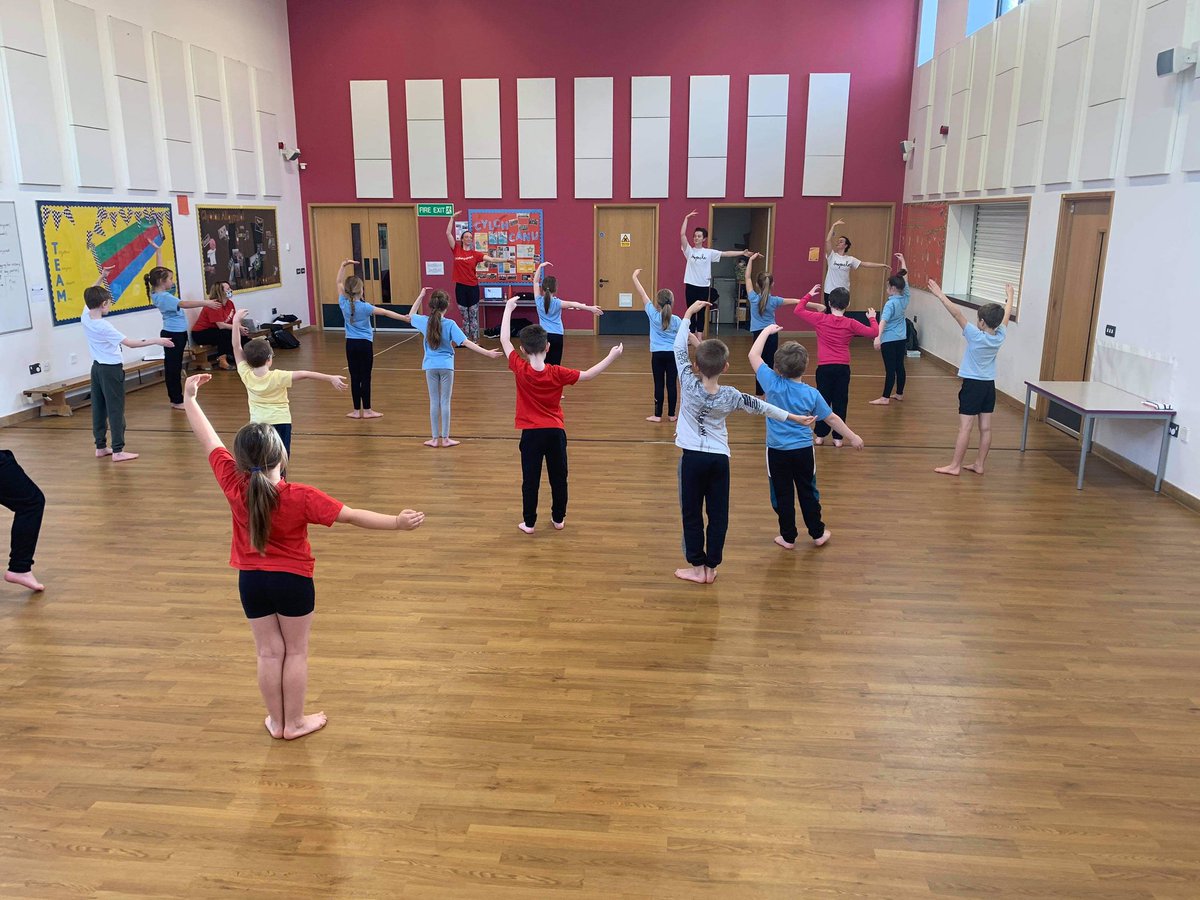 balletcymru's tweet photo. @balletcymru are delivering the Duets Training with Bethan and Clara, practitioners with our partners @ImpeloCymru, at Ysgol y Cribath today and selecting the Duets Scholars on to the 2 year training programme!  @phf_uk @Celf_Cymru #danceforall https://t.co/22VWwXGBOL