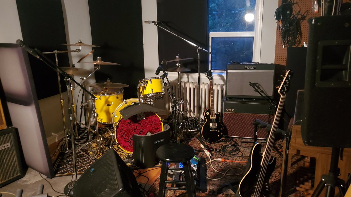 Saying goodbye to this room. Lots of memories and immense amounts of sweat. On to the next chapter 👹