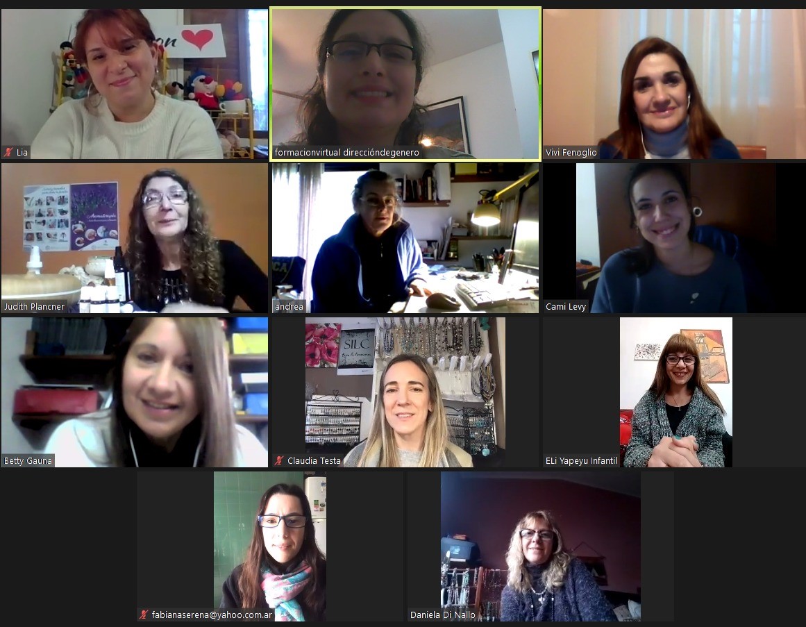 centromujervl's tweet photo. En el Día Internacional de la Mujer Emprendedora, saludamos a todas y cada una de las que dan vida a nuestros espacios.#diadelamujeremprendedora #emprendedoras #emprendedurismo #emprender #inclusionlabora @jorgemacri @soledadmartinez @gabisalusso @VivamosVL https://t.co/zNtK2qmLEN