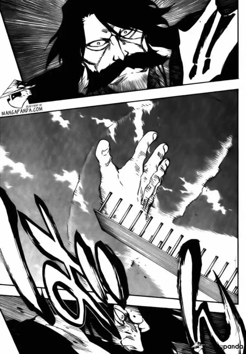 Il est capable de matérialiser des parties de son corps sous forme Gigantesque et les envoyer à une vitesse tél que Yhwach ne puisse pas les esquiver !