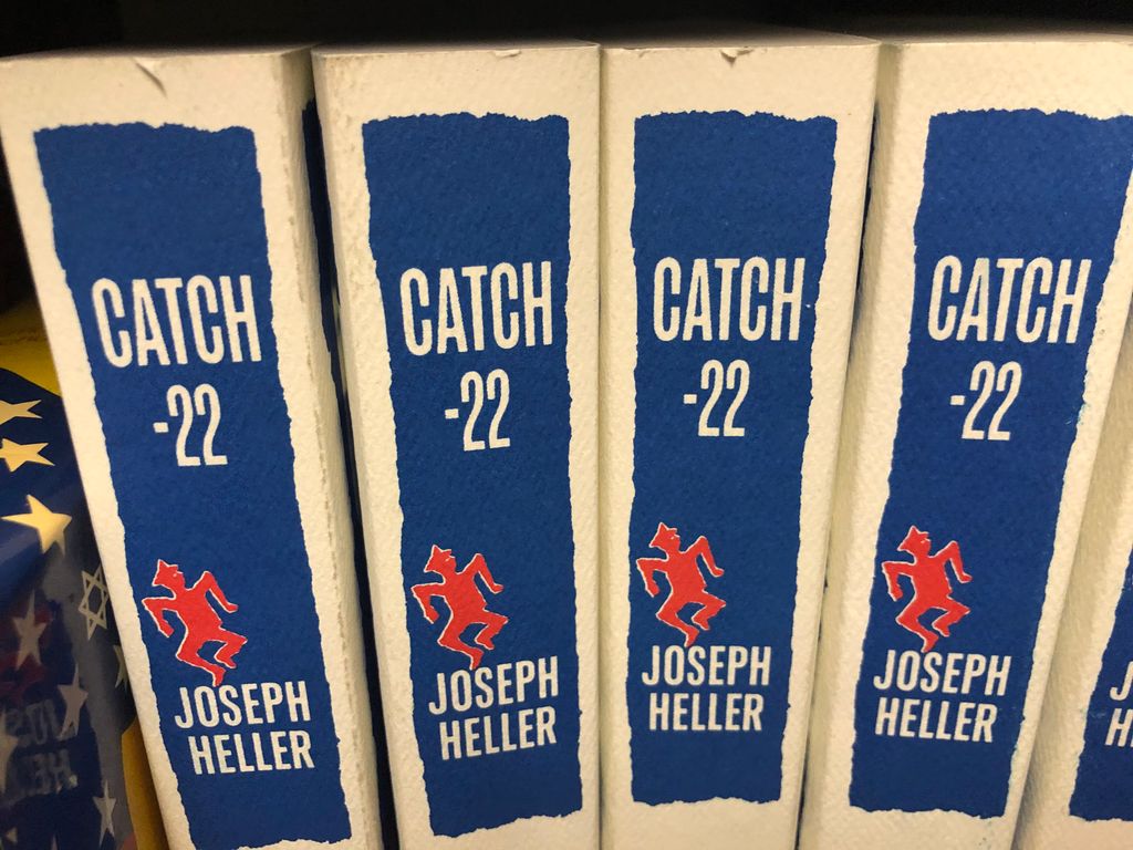 I_JKToole's tweet photo. “Catch-22 only caught on after it was published in the U.K. and became a bestseller there. . . Kenny was fascinated by the idea of a book being a ‘cult classic.’” — from I, John Kennedy Toole

Find more info about this #newrelease from @pegasus_books at https://t.co/8mJvpddaGu. https://t.co/YA37E4jfOZ