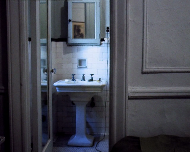 cncalavia's tweet photo. Hotel Monterey (Chantal Akerman, 1972) https://t.co/u3xg9VGE2y
