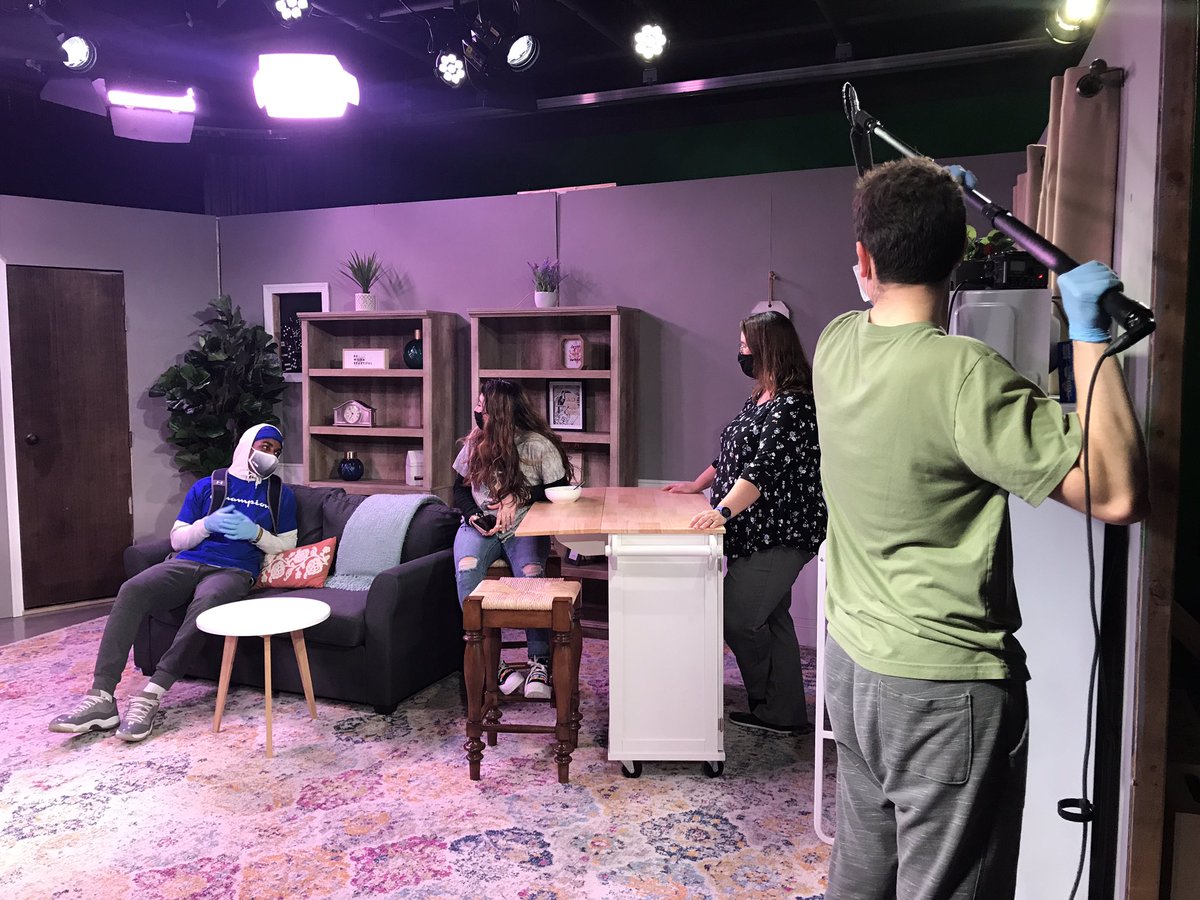 AcademiesStudio's tweet photo. A little #behindthescenes shooting 🎥 in studio today and everyone was on point! Thank you @MrsHiltnerReads @DesignMakeTeach for playing such a great “mom” and “dad” along w/ our hardworking student crew. #SetLife https://t.co/Z1mIUYUOhL