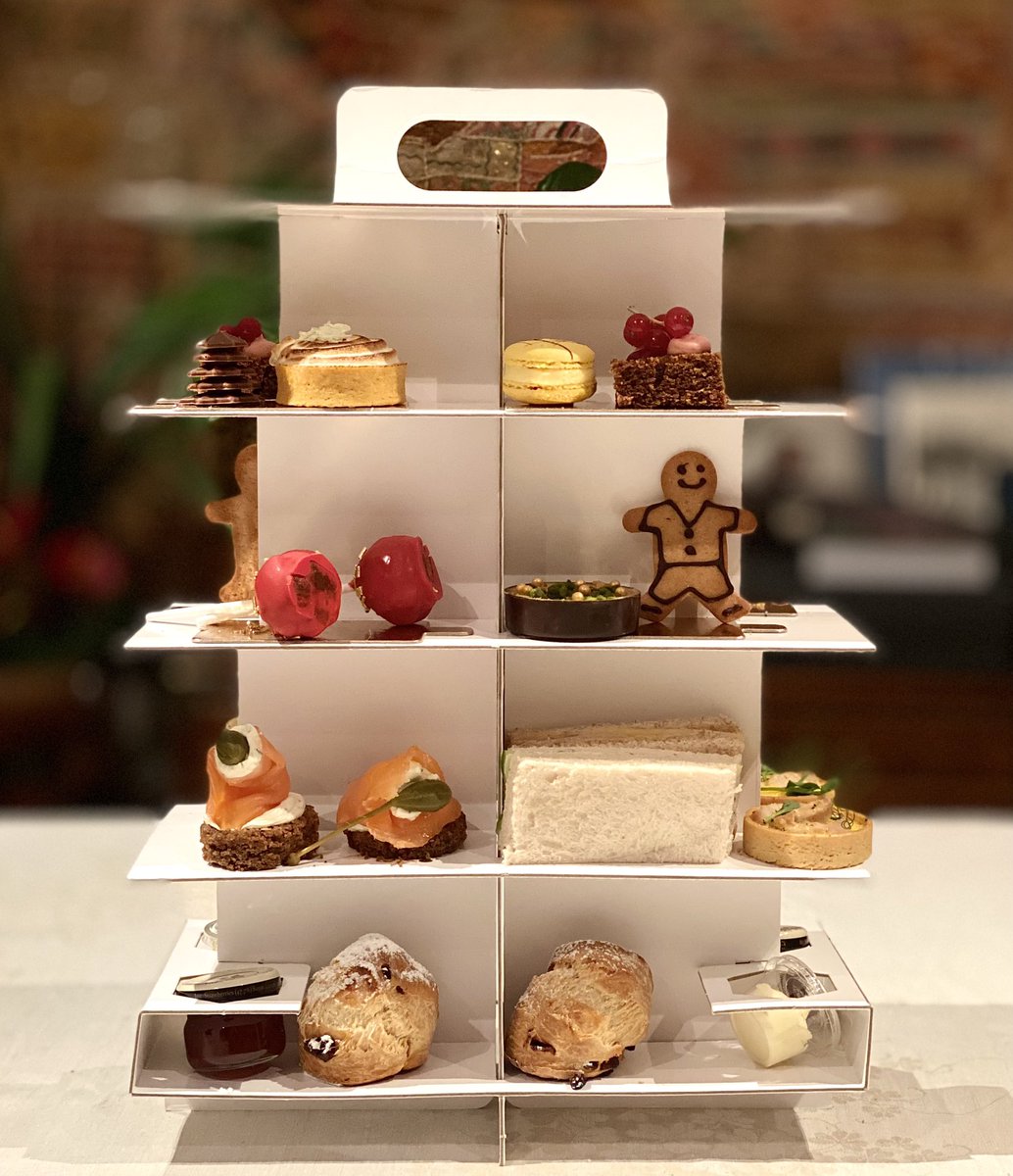 How spectacularly beautiful is this? Festive afternoon tea delivered by @ConradDublin An amazing gift to send a loved one. Thank you so much for the press sample @INSPIREPR1