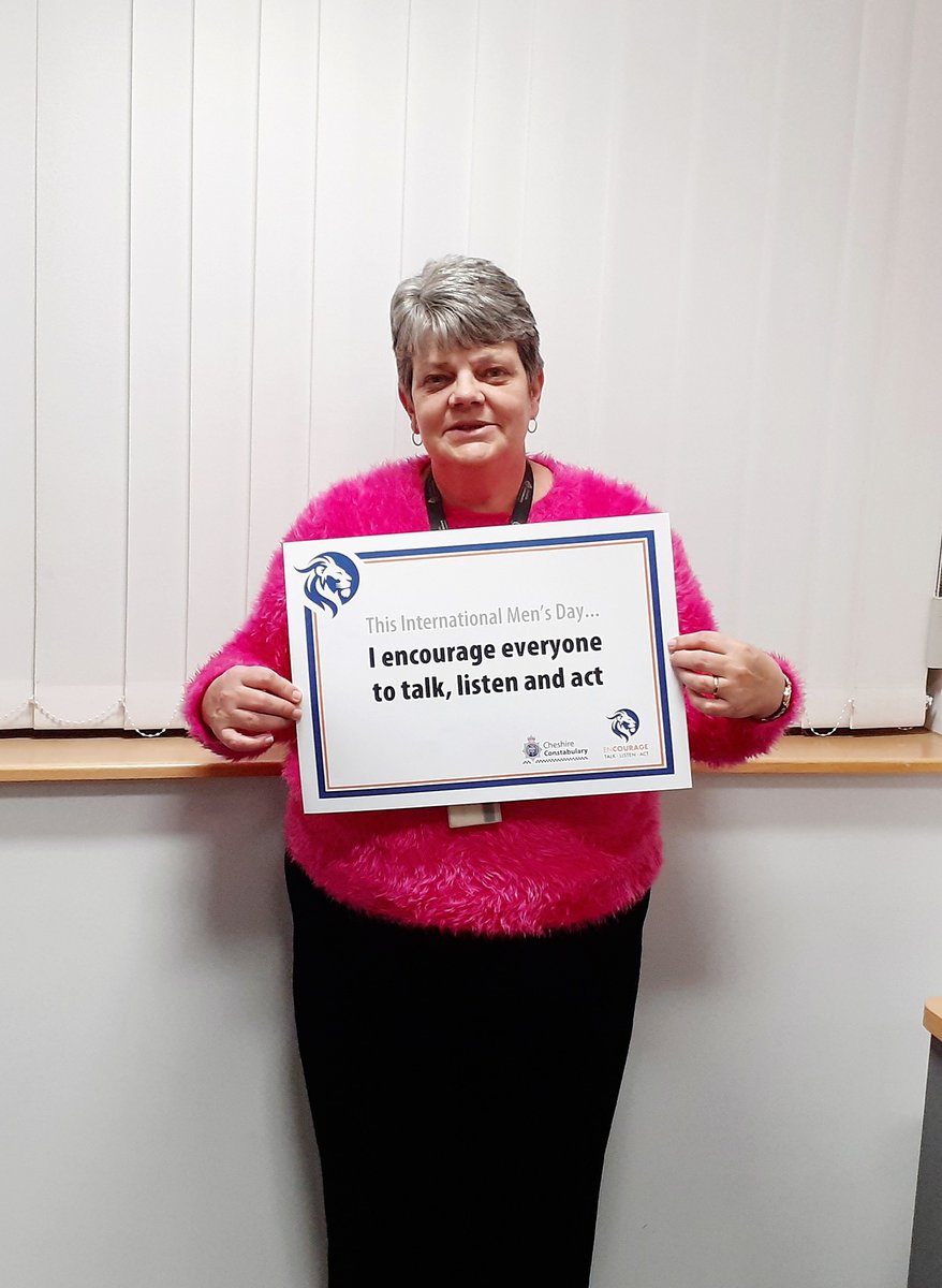 CheshPoliceHR's tweet image. Our Business Assistant Karen showing her support earlier today #IMD2020
#TalkListenAct
#IMDENcourage