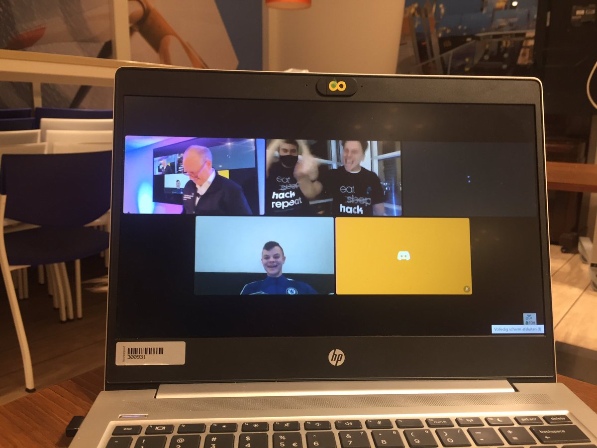 Zo ongelofelijk trots op en blij voor onze studenten die deelnamen aan de #hackathon #FPDhack <a href="/wmdwater/">WMD</a> <a href="/EnergyCollege/">Energy College</a> #Gas2.0.
Winnaar overall #AOTeam van <a href="/EnergyMaritime/">NP Energy & Maritime</a> <a href="/Noorderpoort/">Noorderpoort</a> 🎉. 
Winnaar publieksprijs #AOTeam 🎉en de 2e plek #Noorderhackers 🎉 <a href="/EnergyMaritime/">NP Energy & Maritime</a>.