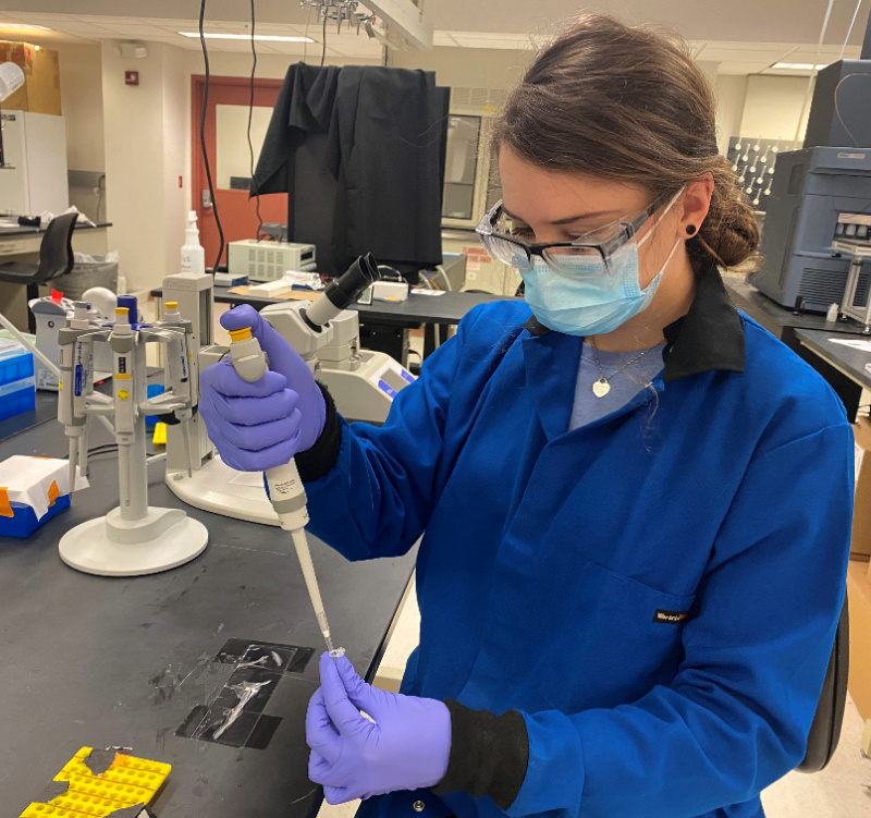 WayneStateCLAS's tweet photo. Science policy bootcamp leads @WayneStateChem Ph.D. candidate Bailey McCarthy Riley to new career path, opportunities. https://t.co/db5vJDoVZS https://t.co/zvAO2Dnn85