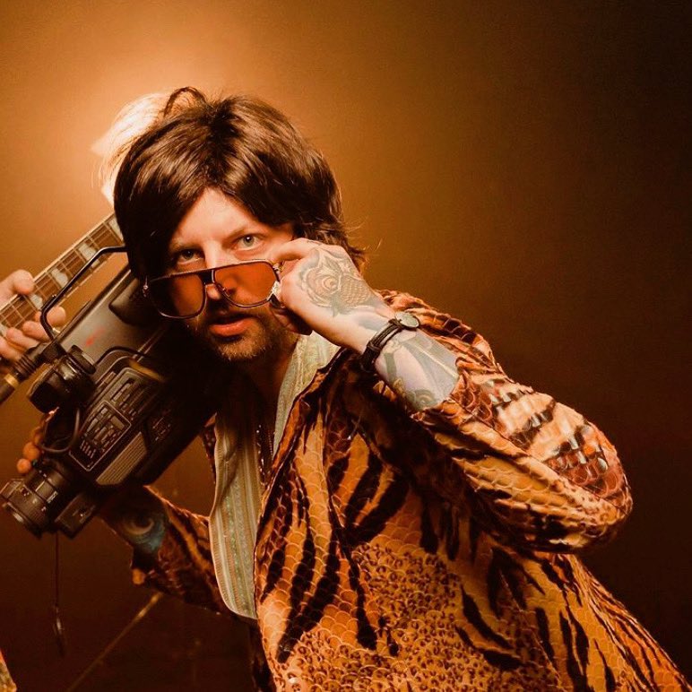 Outrunthefall's tweet image. In under 24hrs you get to meet Chet Davision. He’s taking us to the next level.....so he thinks. #burningalive #outrunthefall #hollowpointheroes #chet #newsong #newvideo