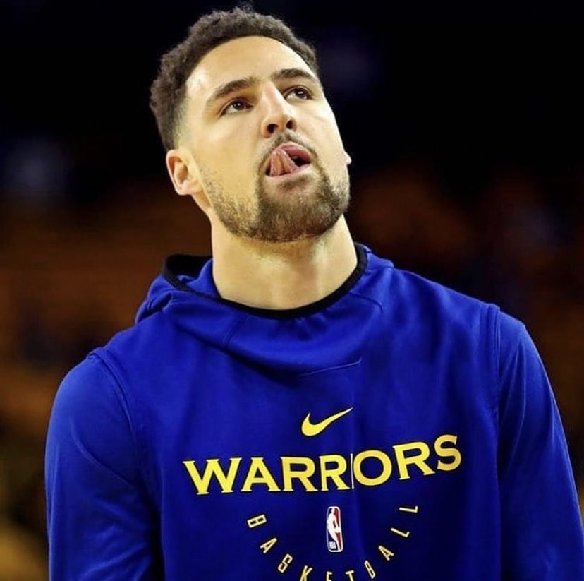 beairball's tweet photo. Stagione finita.

Per il secondo anno consecutivo dovremmo fare a meno dello sconfinato talento di Klay Thompson.

Per lui, lesione al tendine d’Achille della gamba destra. https://t.co/3eeHAxhYOe