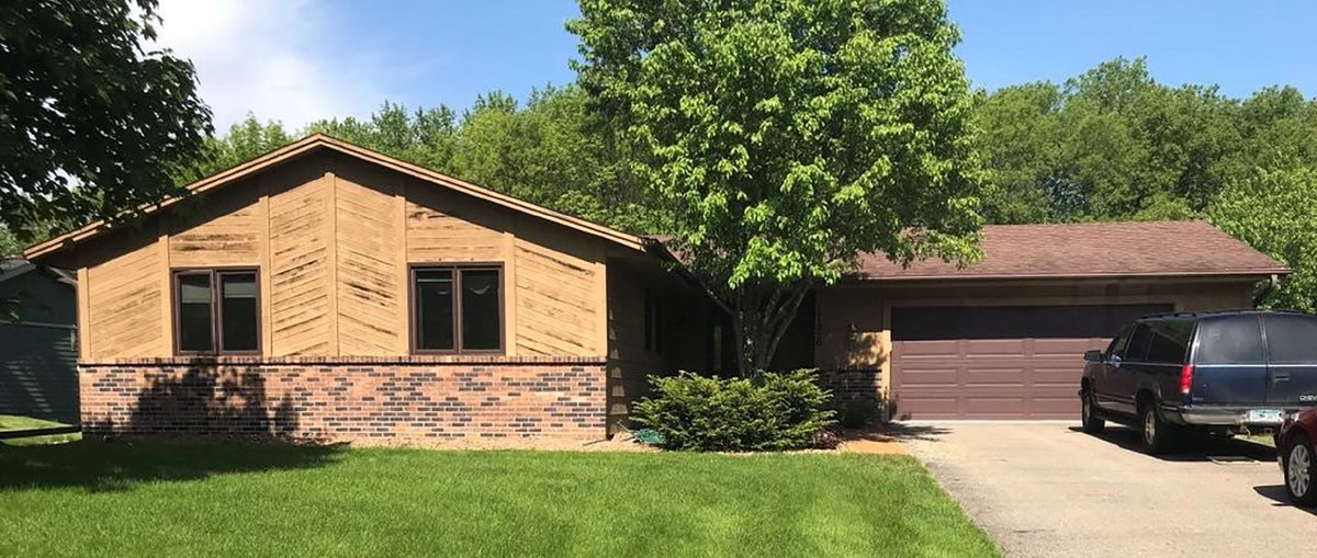 abcseamless's tweet photo. Hunting for a new look for your home? Set your sights on #ABCSeamless and our Seamless Siding. Once you get done hunting for your deer, you can start hunting for the perfect new look for your home! Be safe this hunting season!  #HuntingForHomeImprovement https://t.co/pDj79mu2ZY https://t.co/lWLJG0es9F