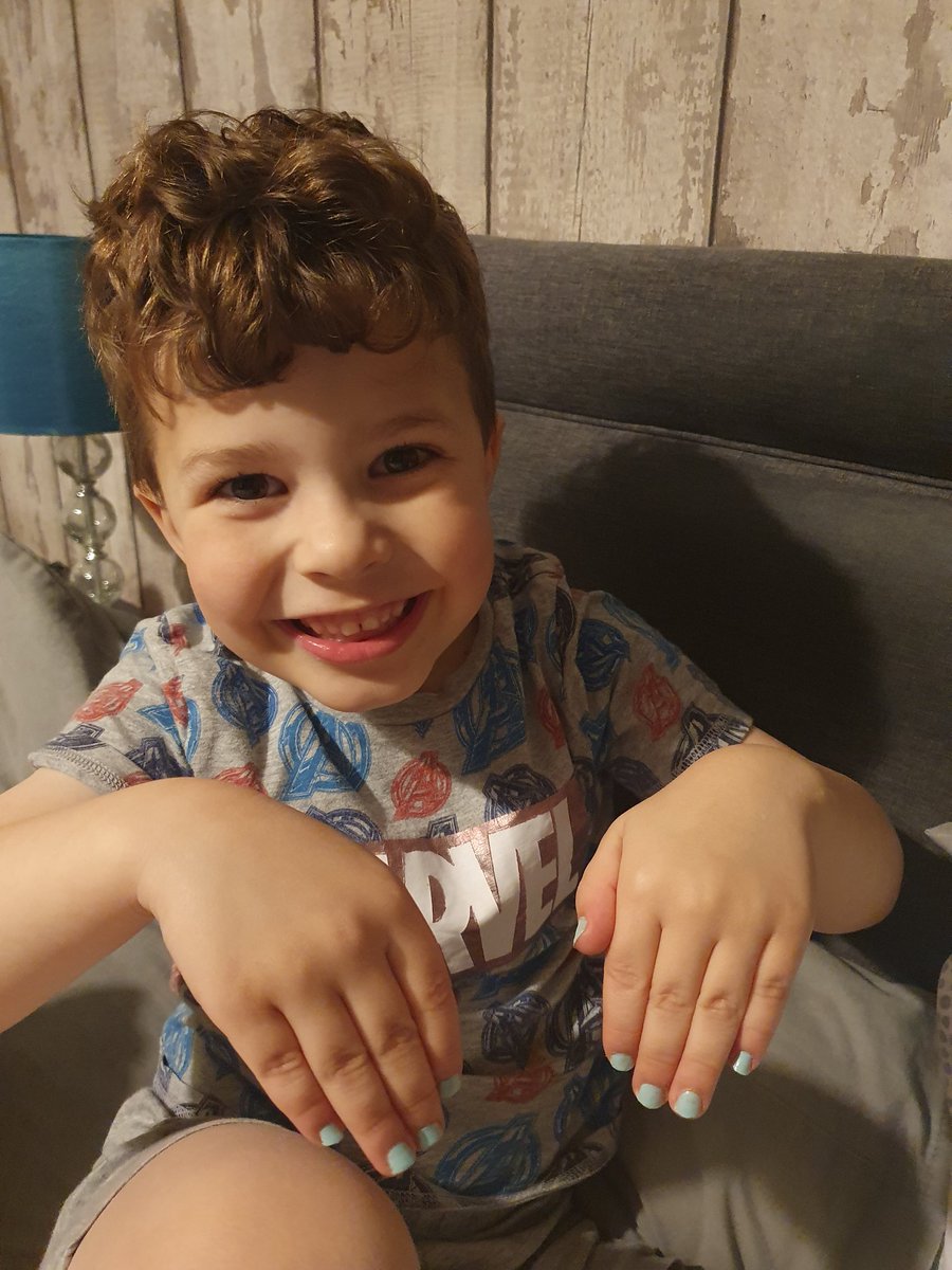 Tink6788's tweet photo. Harrisons painted his nails blue ready for Diabetes Awareness day at school tomorrow @HartleyBrookPri 

#nailingdiabetes #diabetesuk #DiabetesAwarenessMonth https://t.co/kkaMnlNe9j