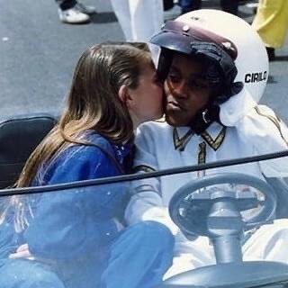 FabiolaFerrob's tweet photo. Qué vas a saber de carreras ... si no viste cuando Cirilo le ganó a Jorge del Salto para obtener el beso de María Joaquina. 🥰 https://t.co/7CUfBKzNMT