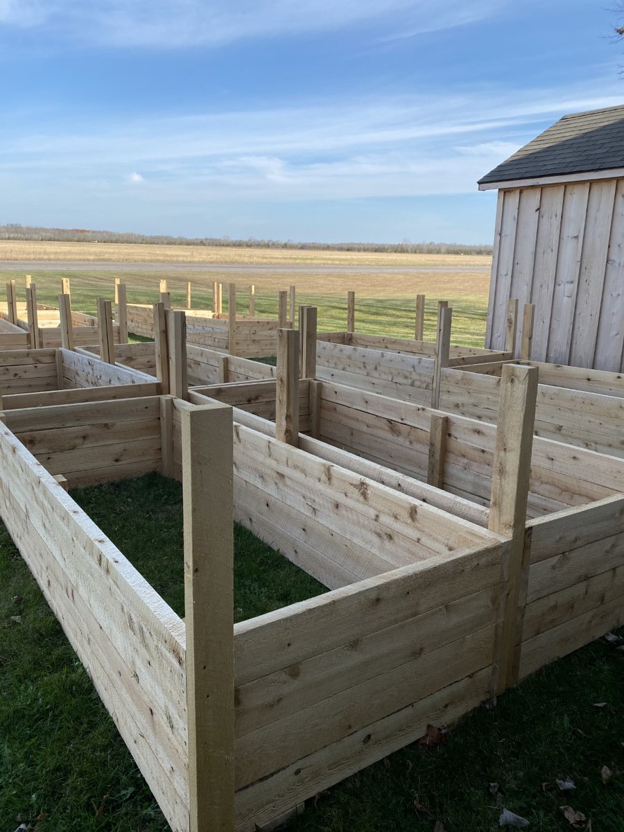 fntinews's tweet photo. Check out Tyendinaga Justice Circle Garden boxes!

Read the article Here  https://t.co/0Fv0TR1Txd https://t.co/6rWi54ERaR