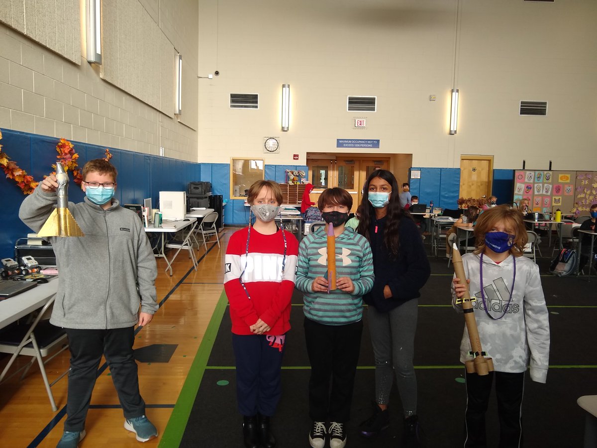 The top three winners from the rocket launch. Great work everyone. <a href="/MRDGordonCreek/">MR.D at Gordon Creek Elementary</a> @GordonCreekElem <a href="/BSCSD/">Ballston Spa CSD</a>