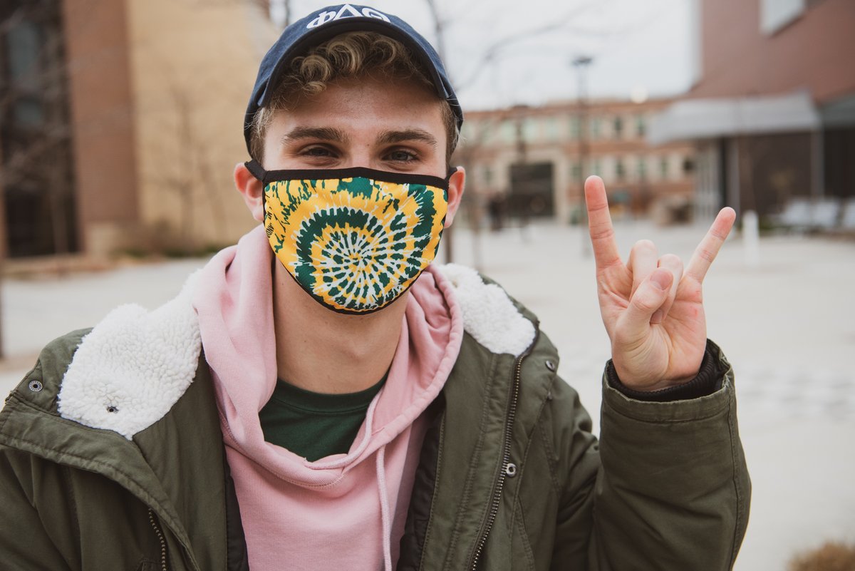 ✨ we love our grandparents ✨

Get tested this week at the SHAC and get a free mask (featured in this post).

Make sure to get tested if you are going home for the holiday break!

#ProtectTheHerd 🤘💚