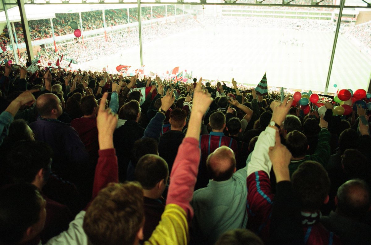 AvfcArchive's tweet photo. The Holte End's final day as a standing terrace - May 7th, 1994. #AVFC https://t.co/PLROupN7FC