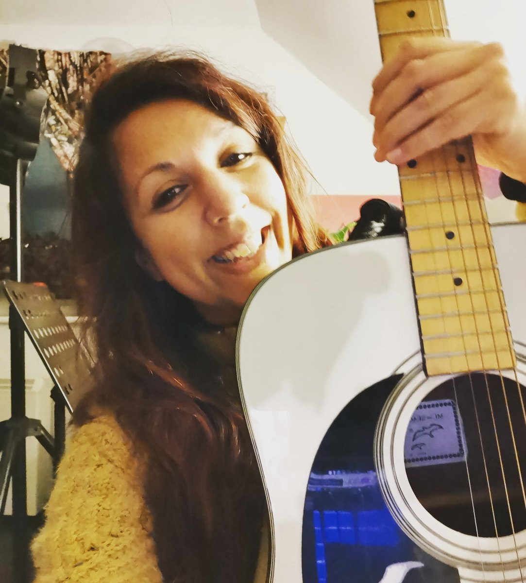 lisa_vigour's tweet image. Excited to say that I am making progress with my EP. Slowly but surely! Learning so much! Lol. I will keep you posted. #excited #progree #ep #LearningKeepsGoing