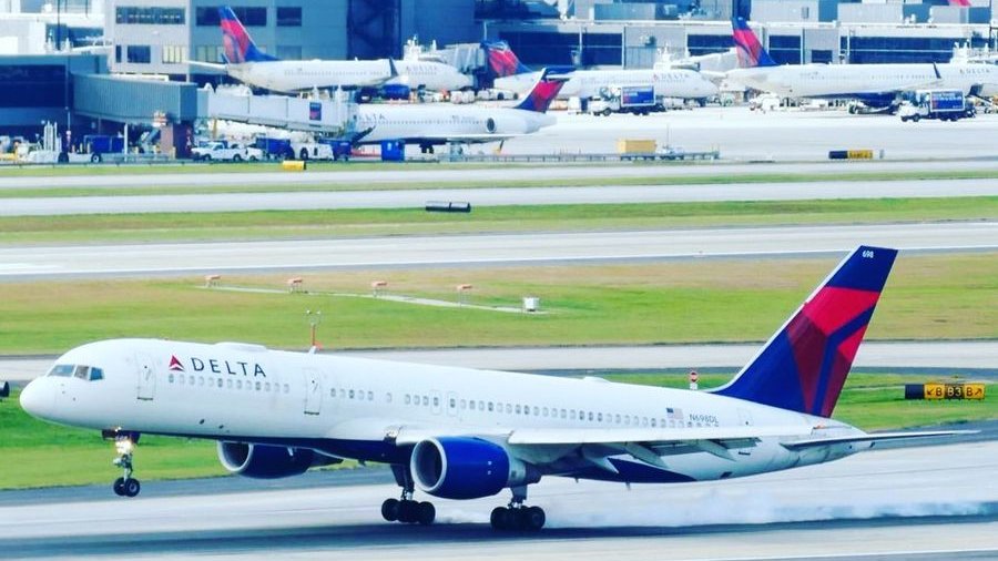 Atlanta Airport tweet media