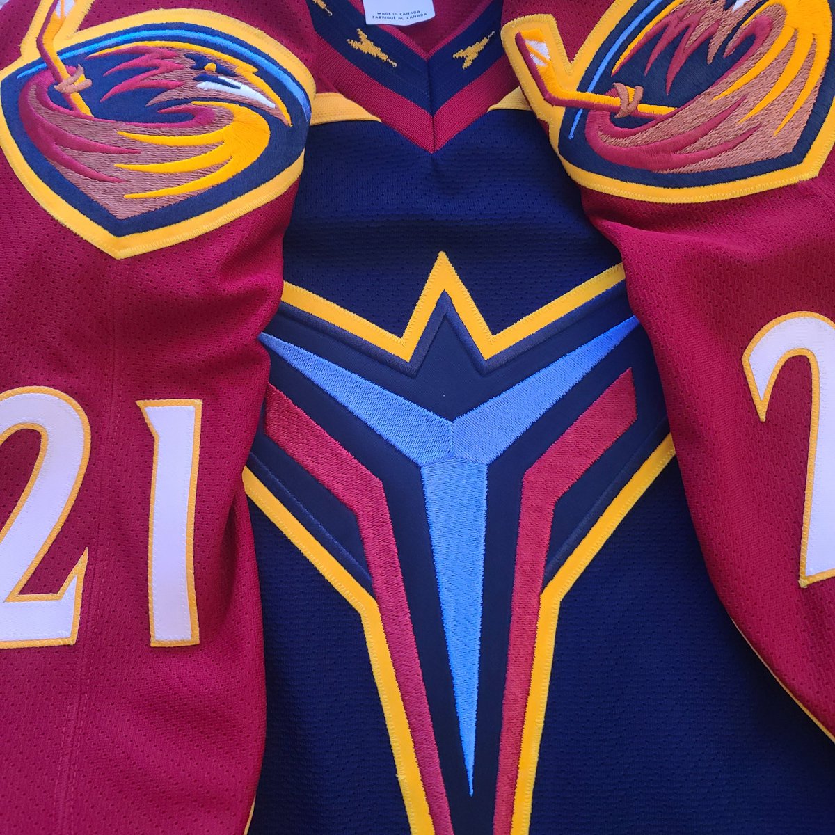 PVJerseys's tweet photo. ๐จWith #PVFinds coming early next week, time to share a favorite in #PVsPC! ๐จ
1999-00 Inaugural CCM On-Ice Authentic Ray Ferraro Atlanta Thrashers!
What's the latest addition to your collection? #PVFinds #PVsPC #ATL #HockeyTwitter https://t.co/YU72Tw7lxL