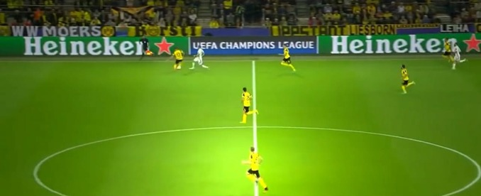Like Sergio Busquets, Julian Weigl was the champion of transitions. This was especially possible due to his scanning ability and reading the opponent's mind.Here, he moved across the whole pitch to prevent Karim Benzema from winning the ball.