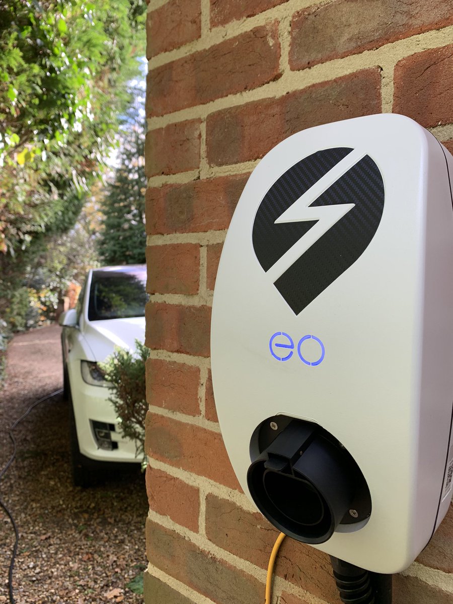 jack_lamonby_ph's tweet photo. EO charge point installed 👍🏼 
#lamonbys #lamonbysltd #teslax #teslamodel #tesla 
#eo #eocharging #eocharger #eochargers #eocharginguk #eochargingpoint 
#electriciansofinstagram #electricianslife https://t.co/iEm3OKBwBb