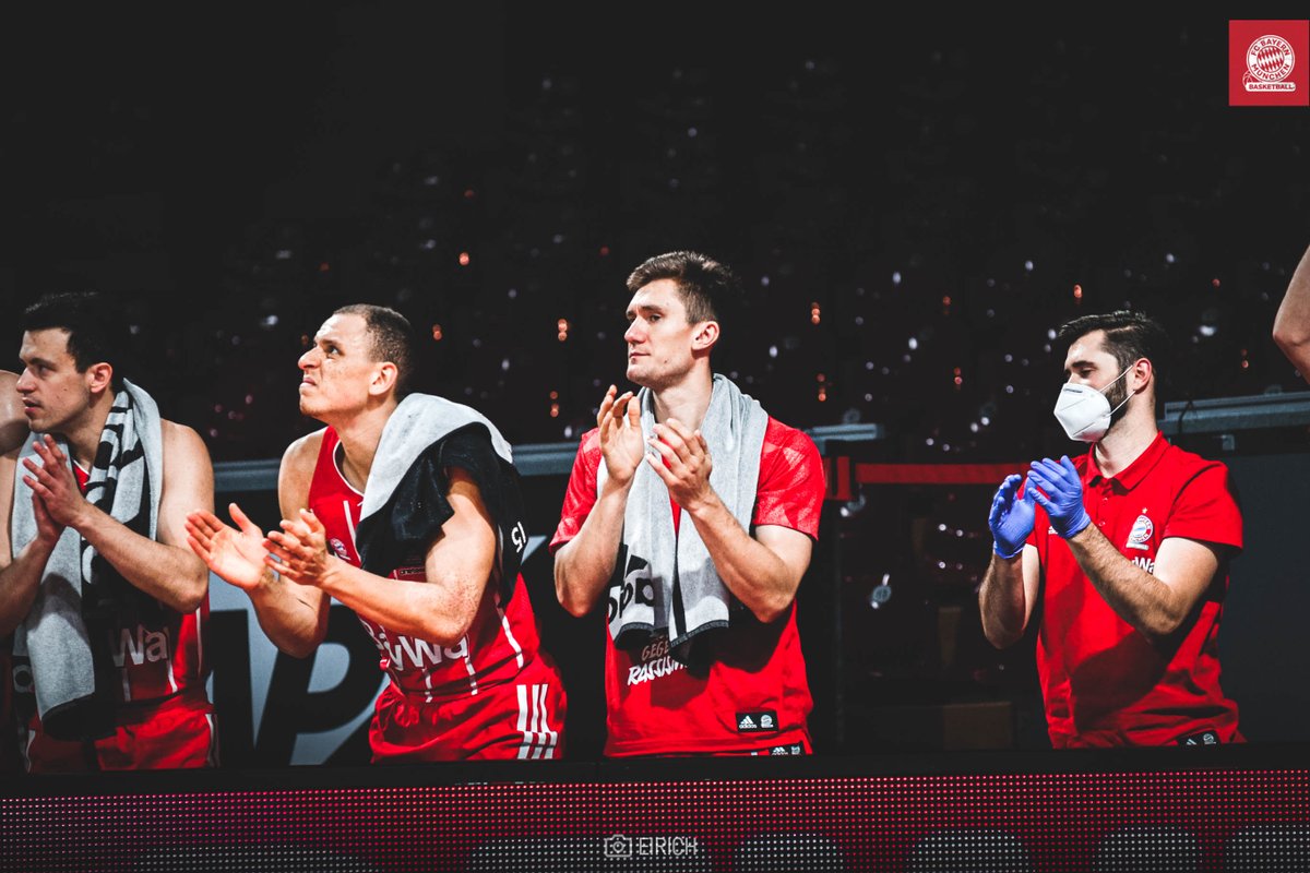 FCBBasketball's tweet photo. ⛔ STRONG DEFENSE BY #FCBB: @cskabasket with already 9 turnovers. Usually their average is 11.5 per game.
#FCBBlive #FCBBTogether #AudiDome #BAYCSK #EuroLeague https://t.co/ejUHYej0oi