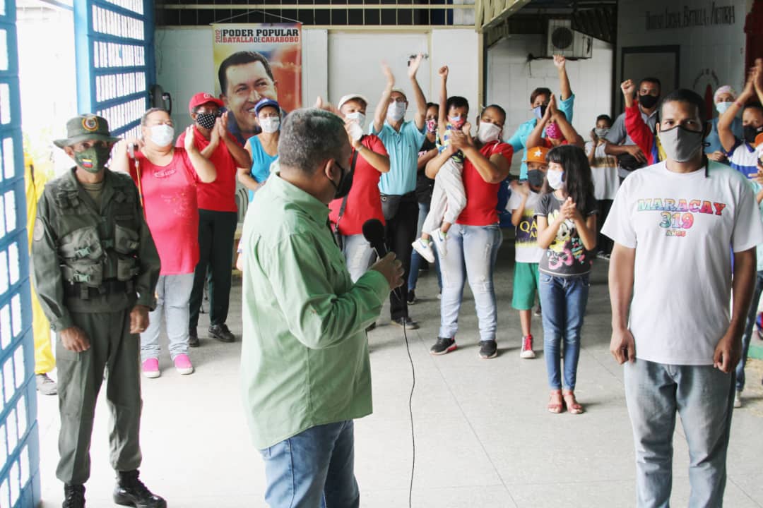 MercalOficial's tweet photo. #AlMomento | Desde el estado #Aragua El Poder Comunal se fortalece en el marco de la aprobación de la Ley Antibloqueo con la entrega de espacios que serán Puntos de Abastecimiento Comunal para consolidar la Soberanía Alimentaría de la Patria 
.
#CLAPEnVanguardia https://t.co/njqkviRrkk