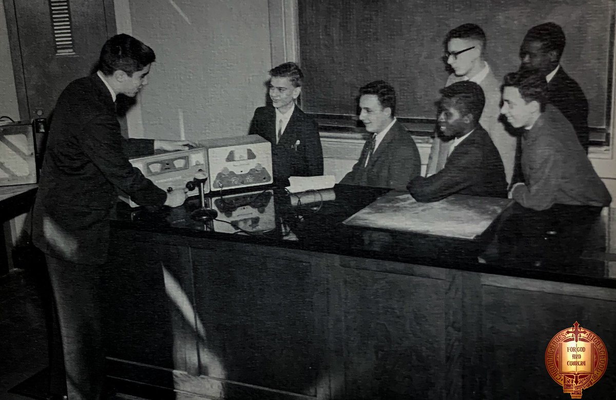 CardinalHayes's tweet photo. Cardinal Hayes High School Class of 1964 #ThrowbackThursday featuring
• Marching Band at St. Patrick’s Day Parade ‘64
• Radio Club ‘64
• Mike Manton giving a speech at the #BeatTheMount rally ‘64
• George Karlon 1st Base ‘64
#UpHayes #CardinalAndGold #CardinalHayes https://t.co/H9lCZEDJoE