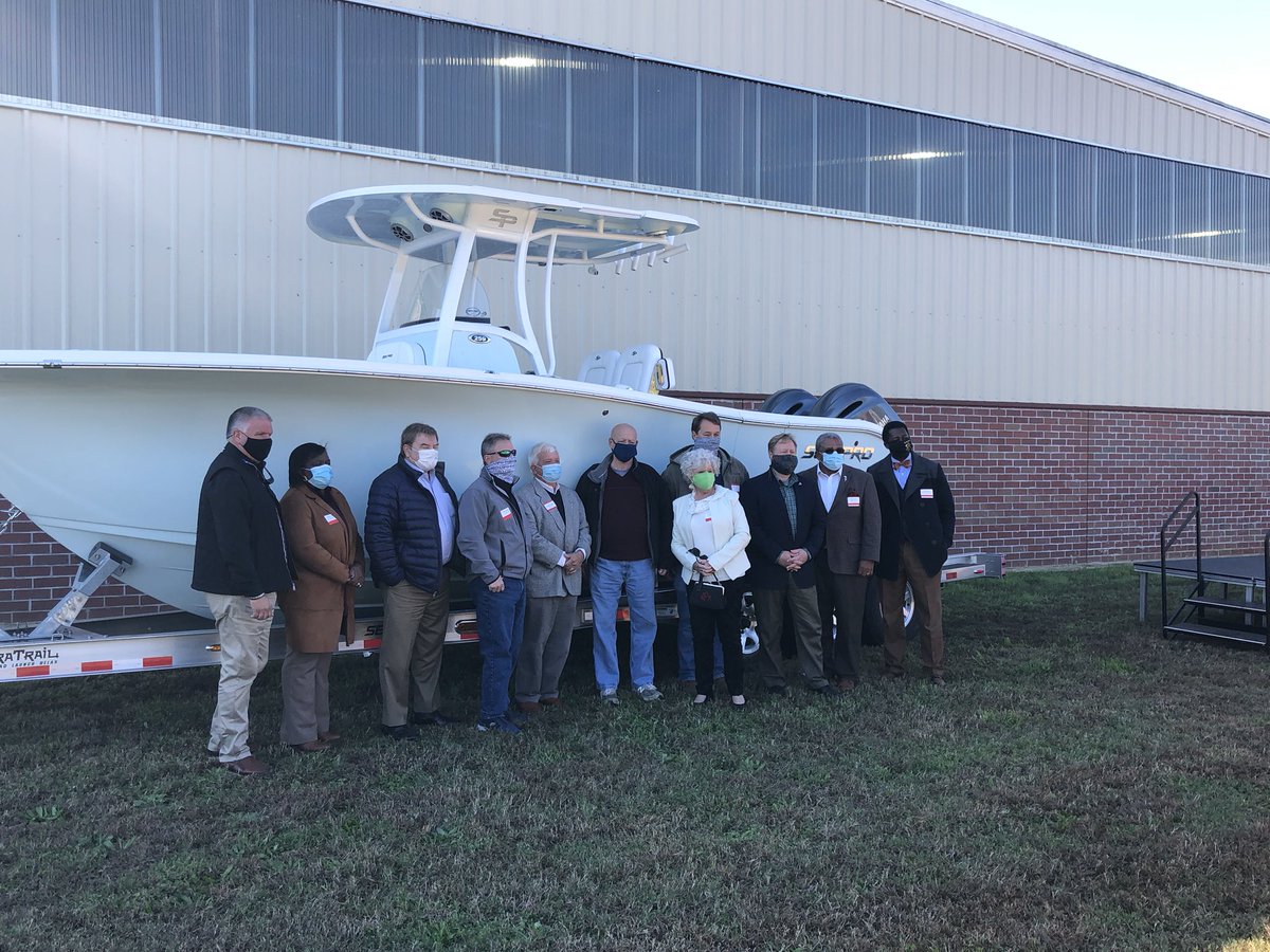 Fairfield_SC's tweet photo. Fairfield County, Fairfield County Economic Development, and the Fairfield Chamber of Commerce hosted a ribbon cutting for Sea Pro Boats this morning. We had a great event and are thrilled to have this group in Winnsboro. Thanks to all involved in making this happen! https://t.co/w7UHC5LRVQ