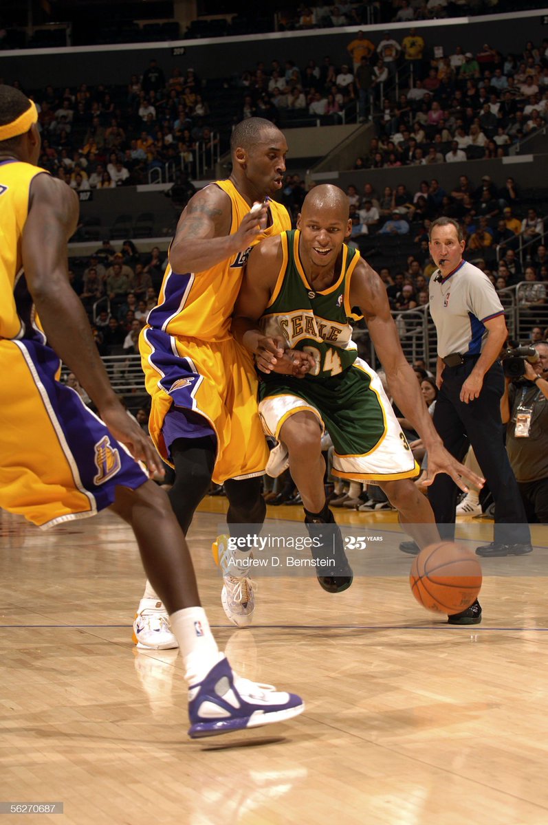 In the 2005-06 season, there was a 2 game stretch where Kobe scored a combine 80 points & lockdown premier scorers Ray Allen (SEA) & Vince Carter (NJN).R. Allen: 19 points on 40 FG%V. Carter: 10 points on 25 FG%Kobe scored 34 points vs the SuperSonics & 46 points vs the Nets
